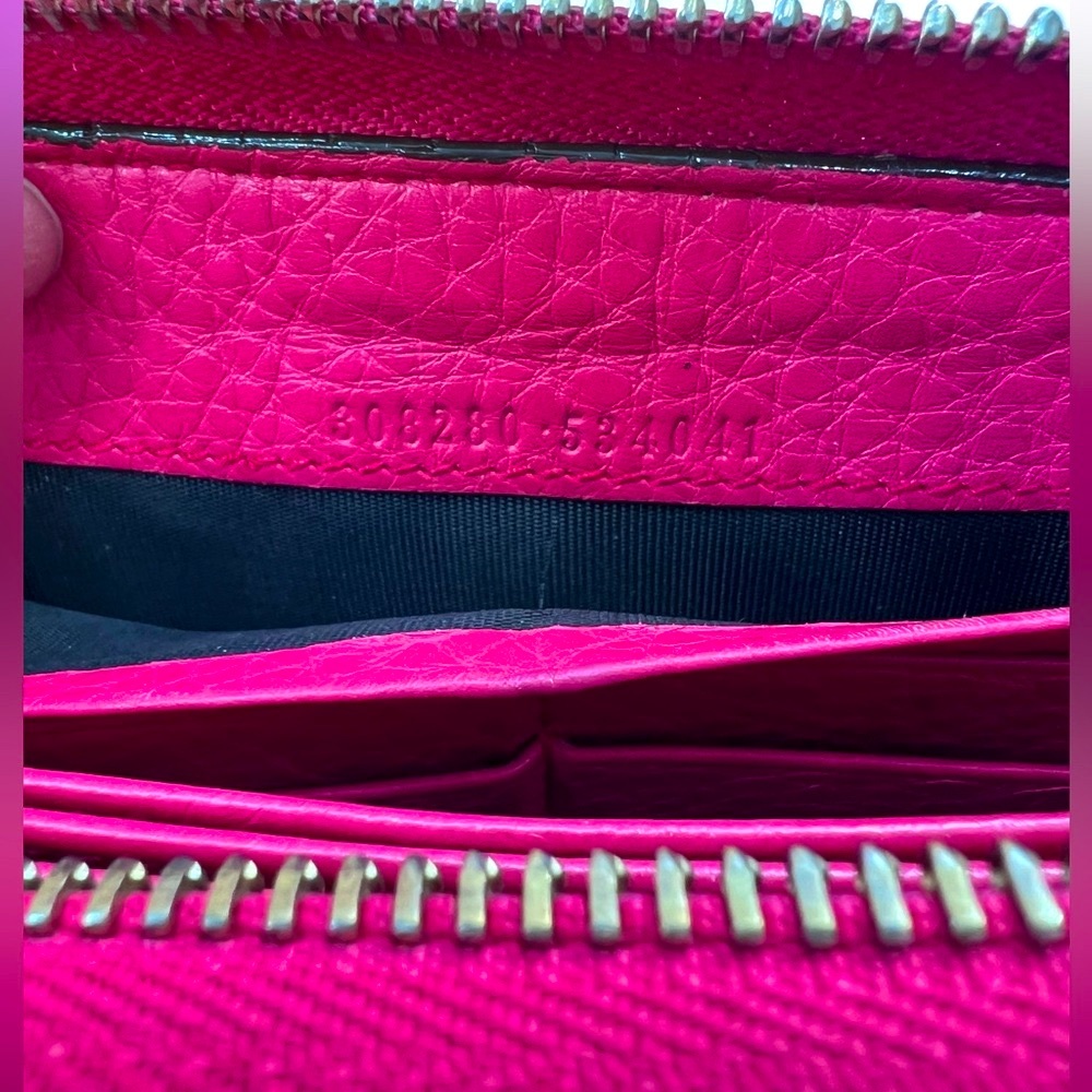 Gucci Pink Leather Soho Interlocking GG Logo Zip Around Wallet w/COA - Picture 16 of 17
